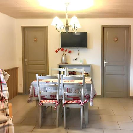Appartement Cosy A Cornimont 30 M² Avec Terrasse Et Vue Montagne Eksteriør bilde