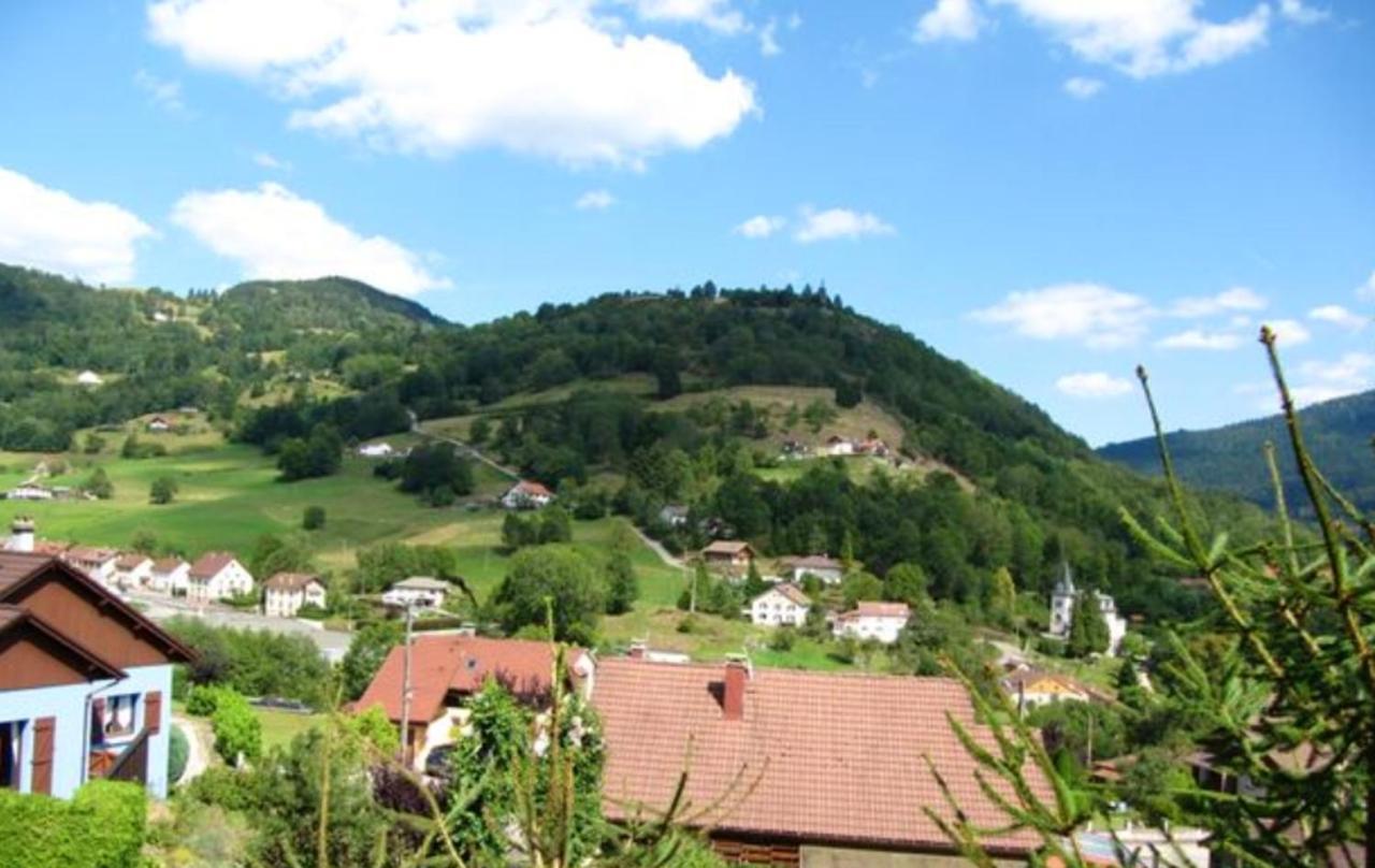 Appartement Cosy A Cornimont 30 M² Avec Terrasse Et Vue Montagne Eksteriør bilde