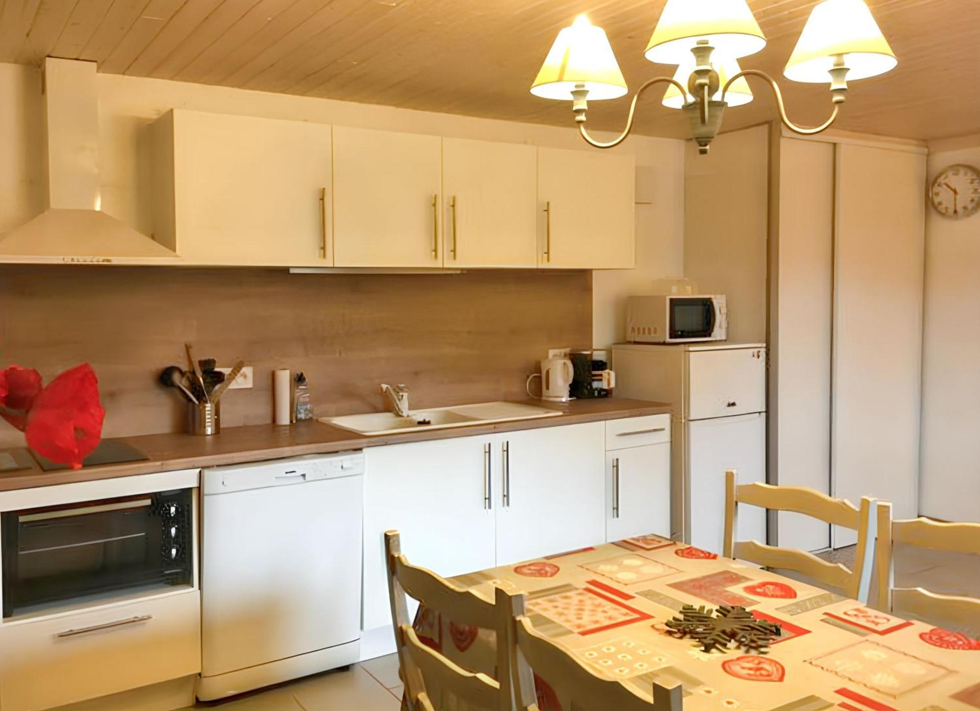 Appartement Cosy A Cornimont 30 M² Avec Terrasse Et Vue Montagne Eksteriør bilde
